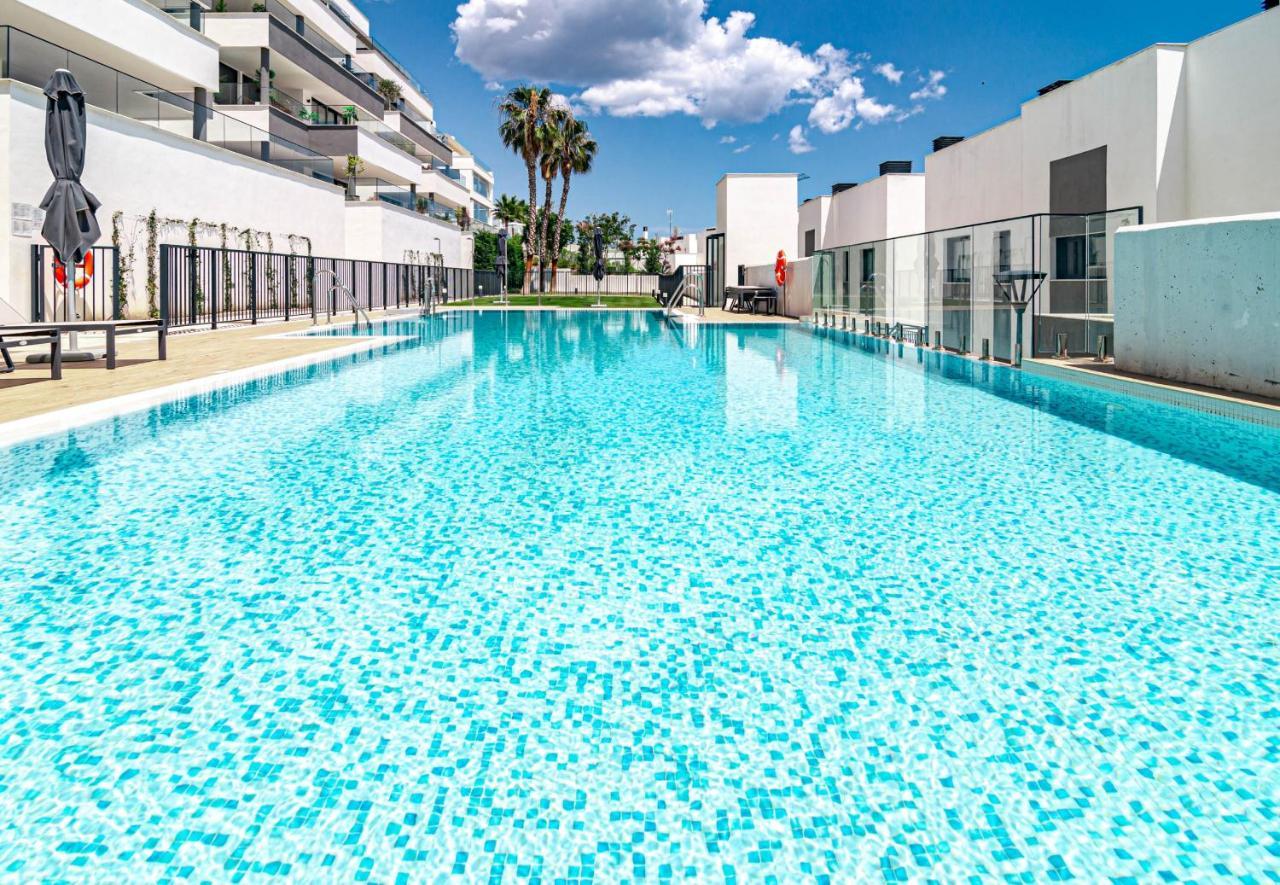 Sb4Bb - Apotel Las Mesas By Roomservices Estepona Eksteriør billede